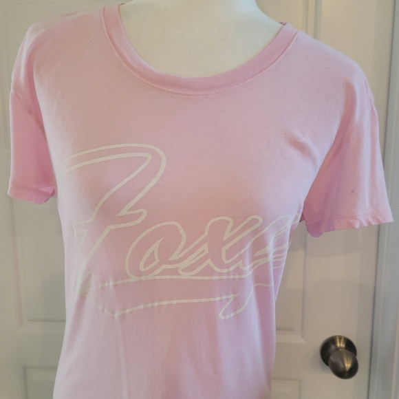 Wildfox "foxy" light pink t-shirt size 2 (Medium) white graphic semi-sheer loose - Picture 2 of 7